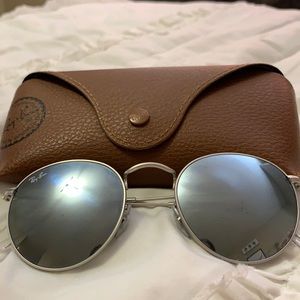 Ray-Ban rounded mirrored sunglasses